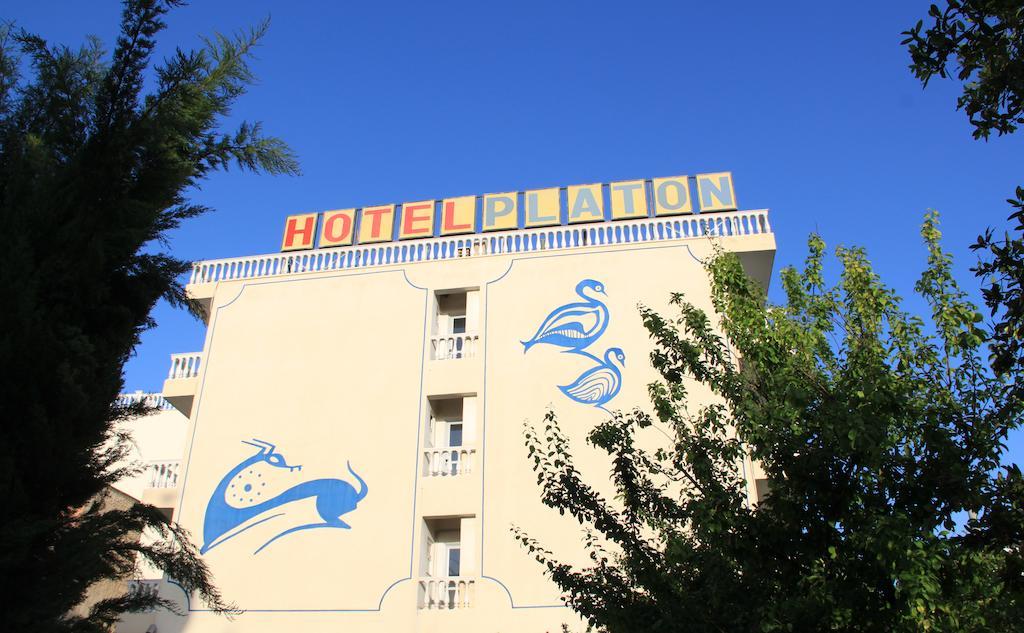 Hotel Platon Atenas Exterior foto