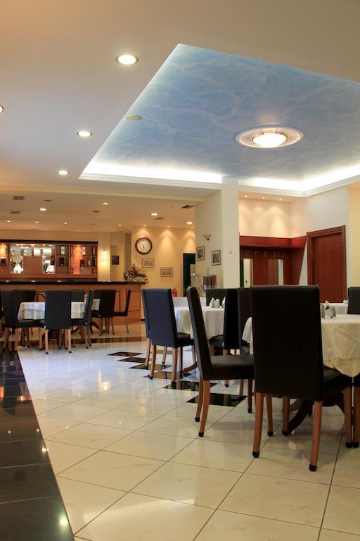 Hotel Platon Atenas Exterior foto